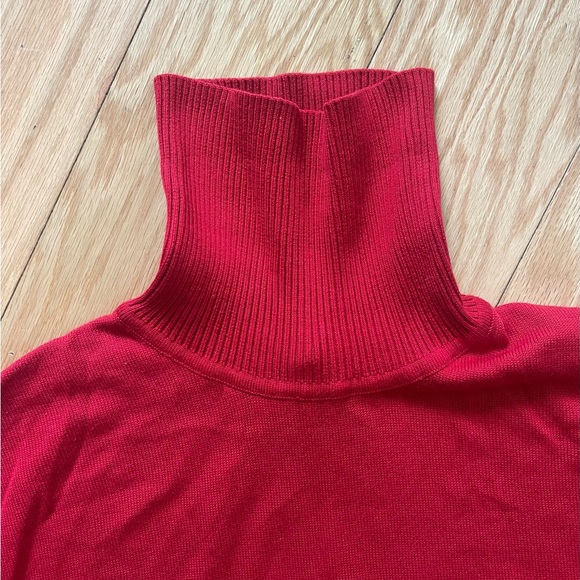 Red Turtleneck Sweater size Medium - Picture 3 of 7